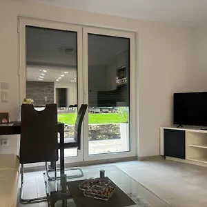 Privatunterkunft Lenti Duesseldorfer Apartment's